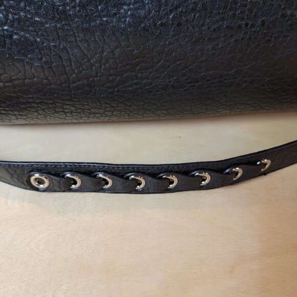 Jessica Simpson Travel Bag in Luxe Faux Leather - Jet Setter's Dream - Picture 5 of 12